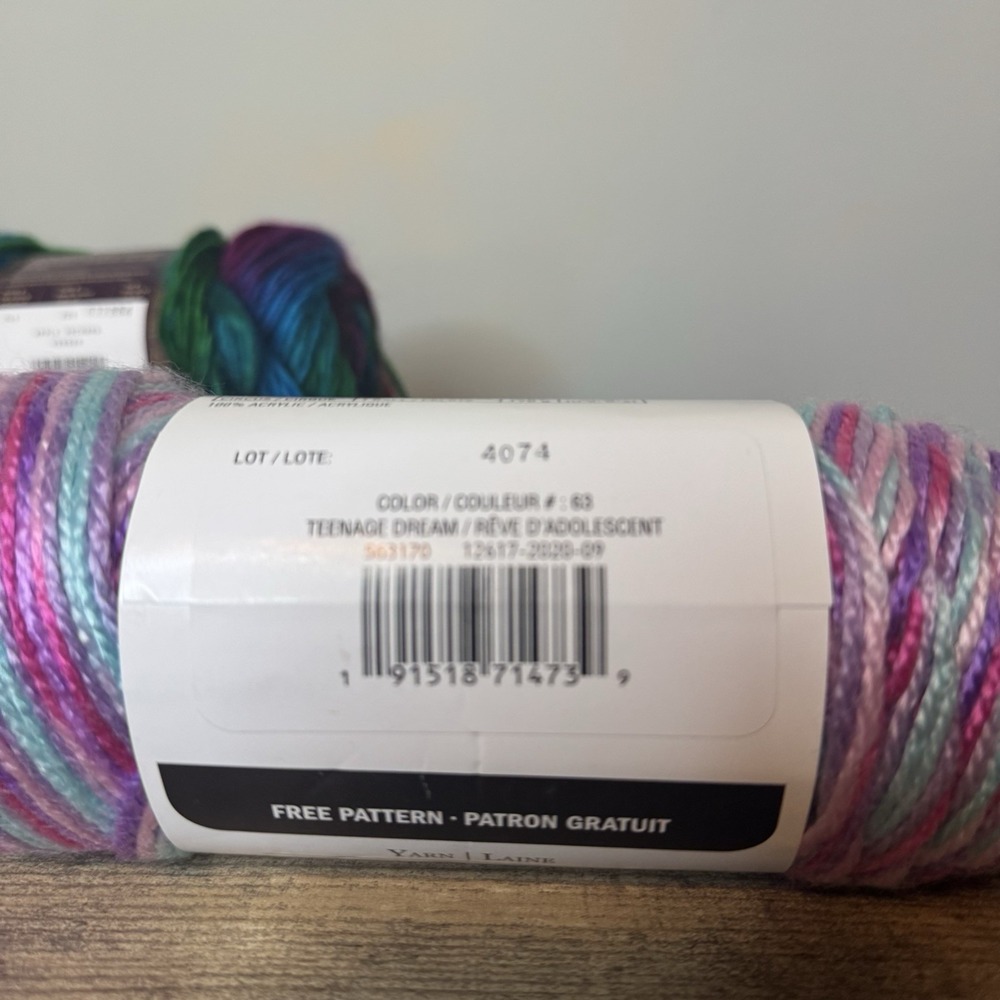 Yarn Lot Of Lion Brand, Yarn Laine, Charisma Charime Yarn Multicolor - Picture 7 of 11